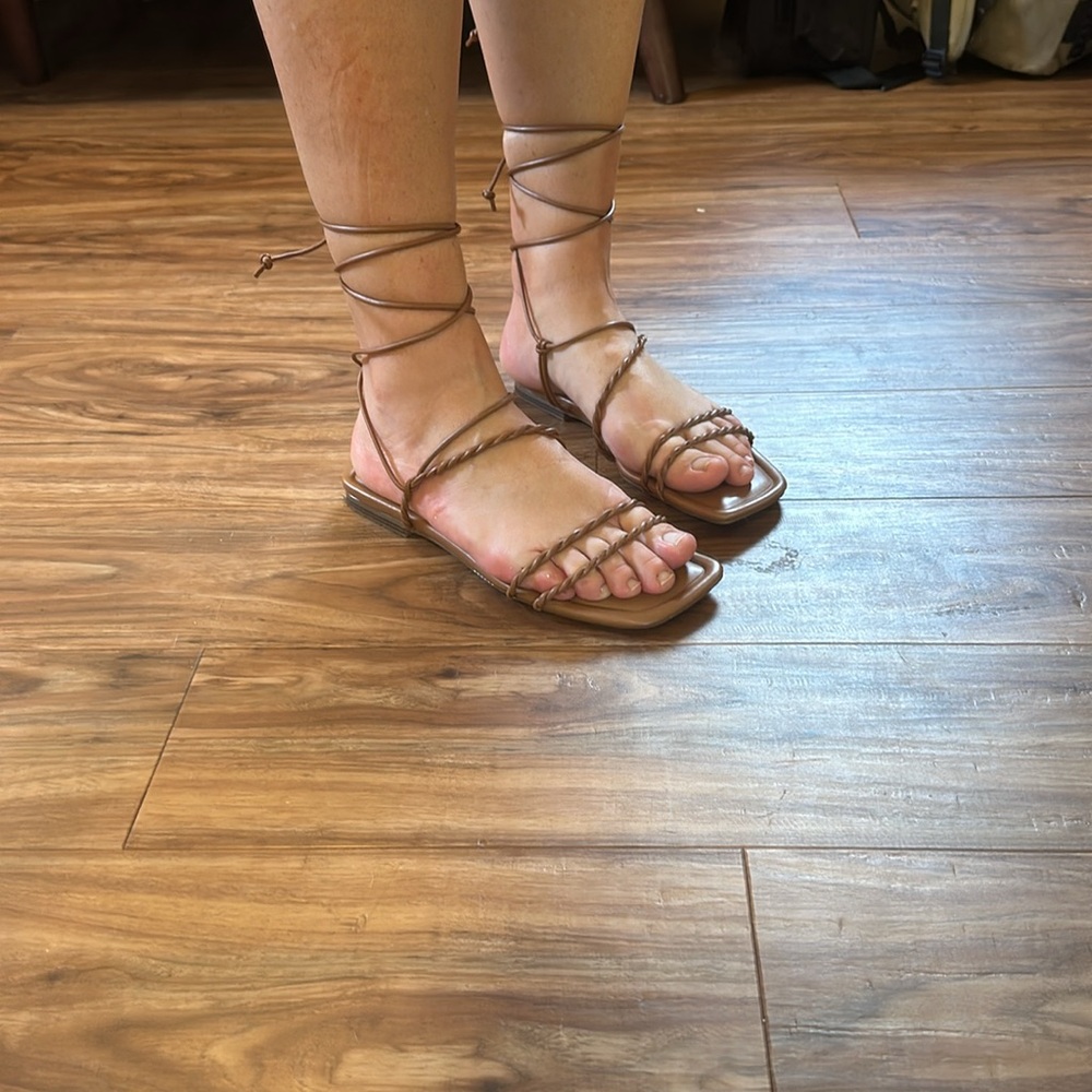 Lace up cognac sandals/flats